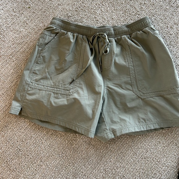 - NWOT 2 pair WILLIT Women’s 5” Hiking, Golf or everyday wear. Size Large … - Picture 6 of 8
